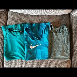 Nike tank top bundle
